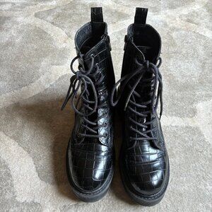 Steve Madden Tornado Lace-Up Chunky Heel Ankle Boots Size 8